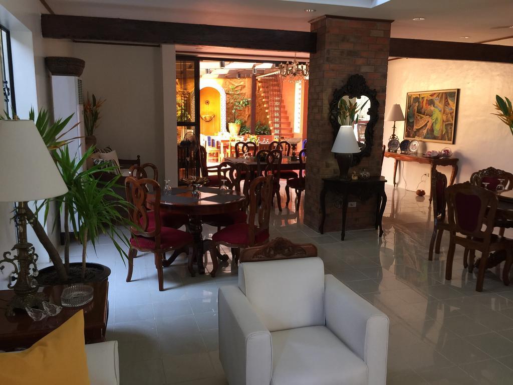 Casa Roces Bed&Breakfast Legazpi Luaran gambar