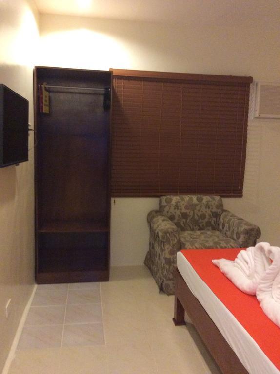 Casa Roces Bed&Breakfast Legazpi Bilik gambar