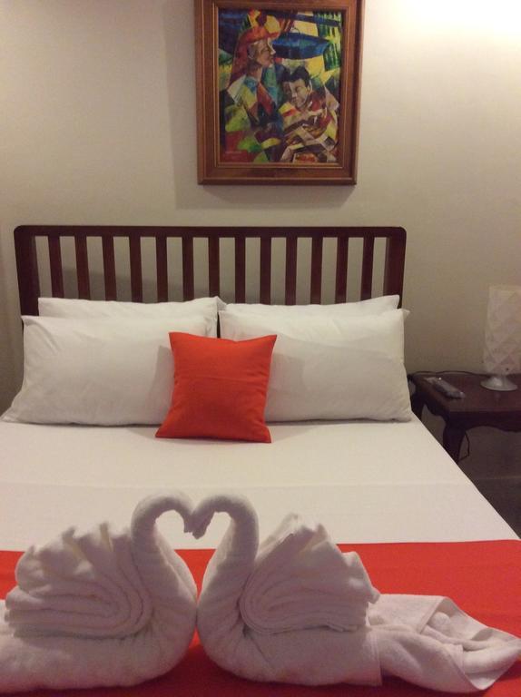 Casa Roces Bed&Breakfast Legazpi Bilik gambar